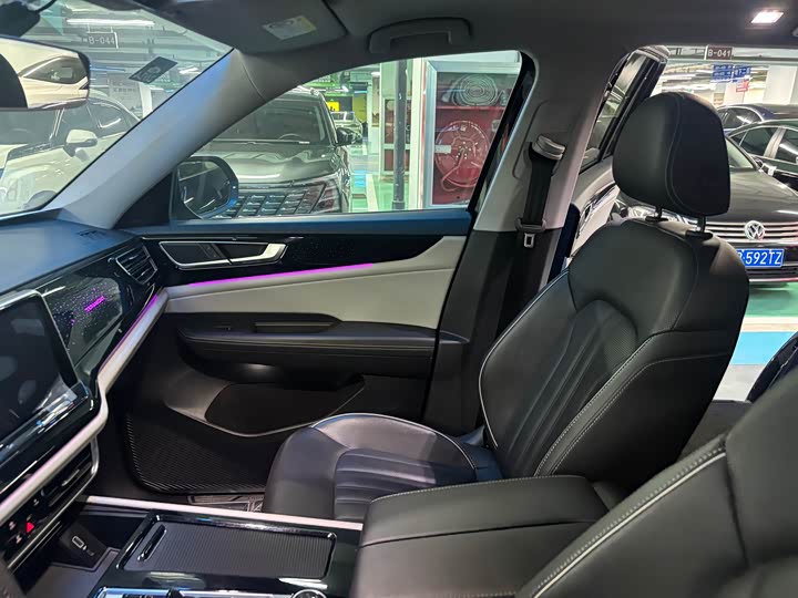 Photo 5 - Volkswagen Teramont X