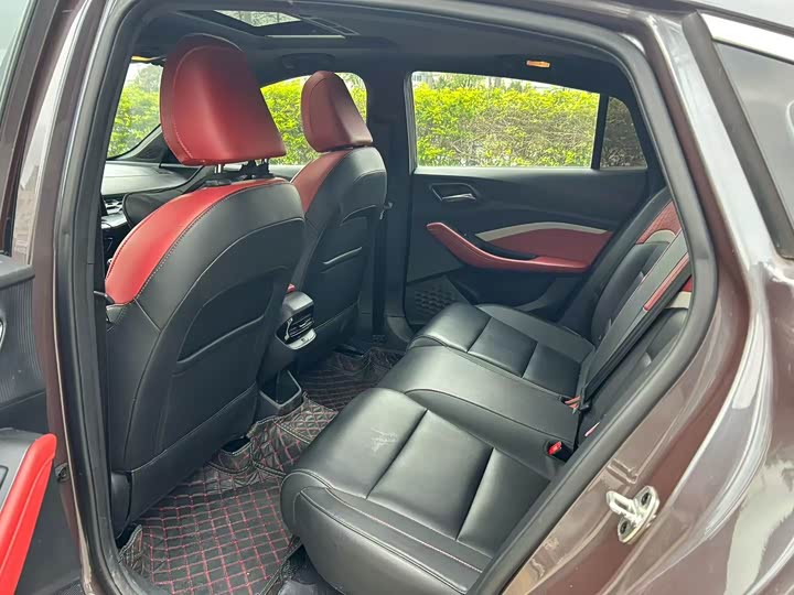 Фото 7 - MG Motor 5