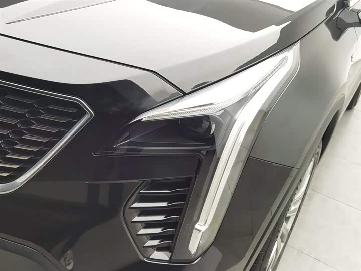 Фото 7 - Cadillac XT4