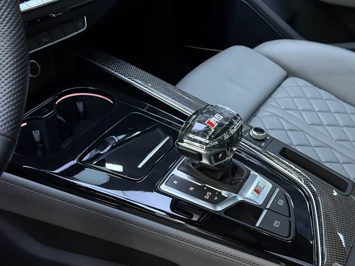 Фото 5 - Audi S4