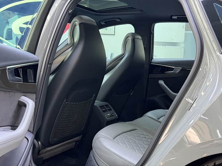 Фото 6 - Audi S4