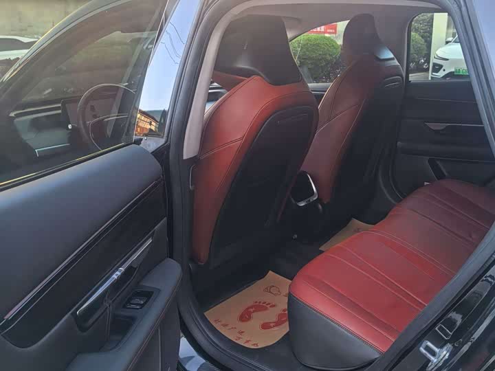 Фото 7 - XPeng P7