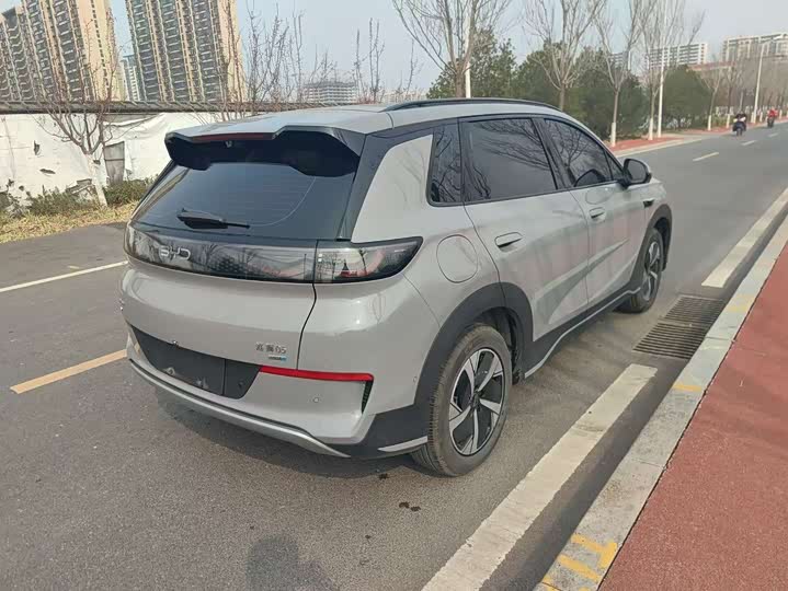 Фото 3 - BYD Sea Lion 05 EV