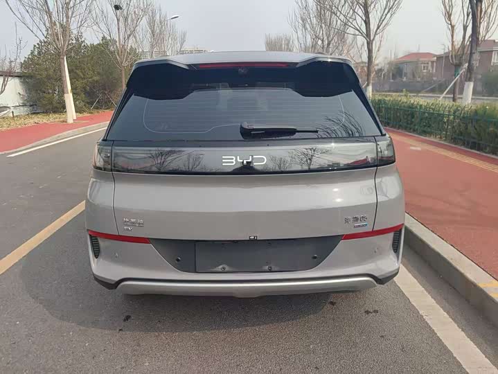 Фото 4 - BYD Sea Lion 05 EV