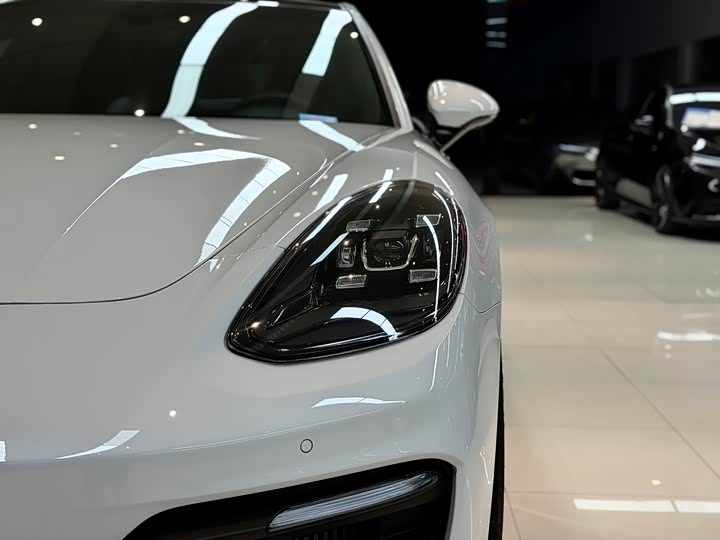 Фото 5 - Porsche Panamera