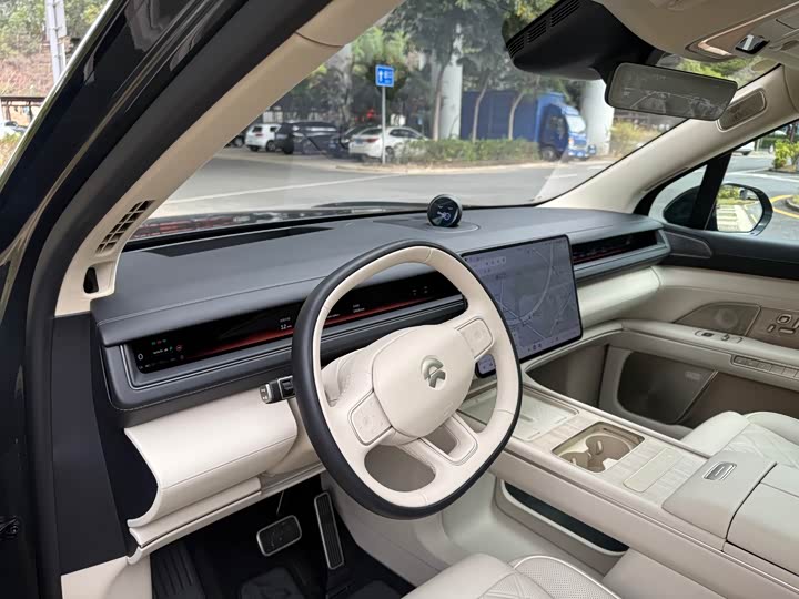 Фото 9 - Nio ES8