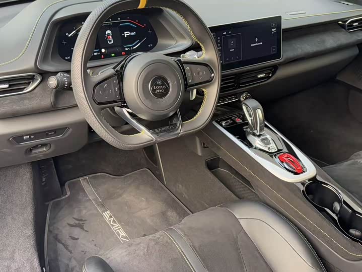 Фото 5 - Lotus Emira