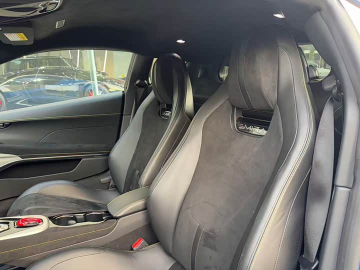 Фото 8 - Lotus Emira