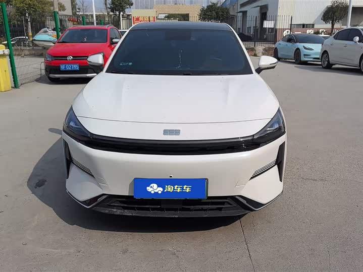 Фото 2 - Geely Galaxy L6