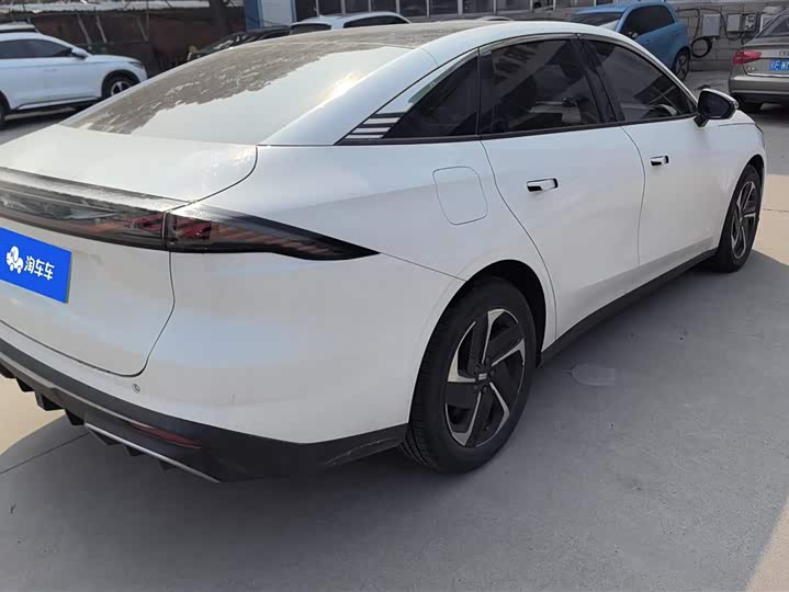 Фото 3 - Geely Galaxy L6