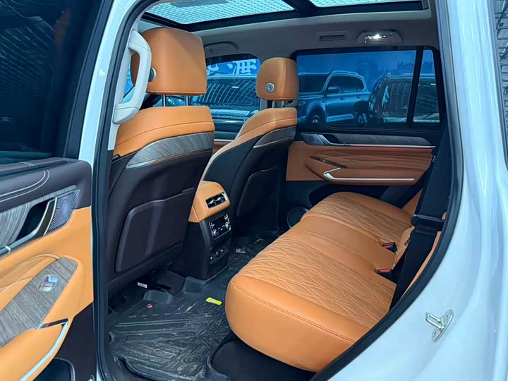 Фото 7 - Tank 500