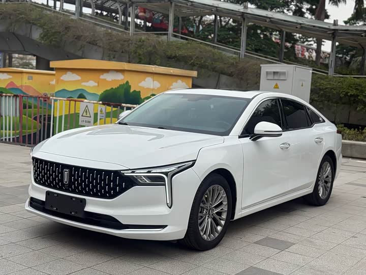 Фото 1 - Bestune B70