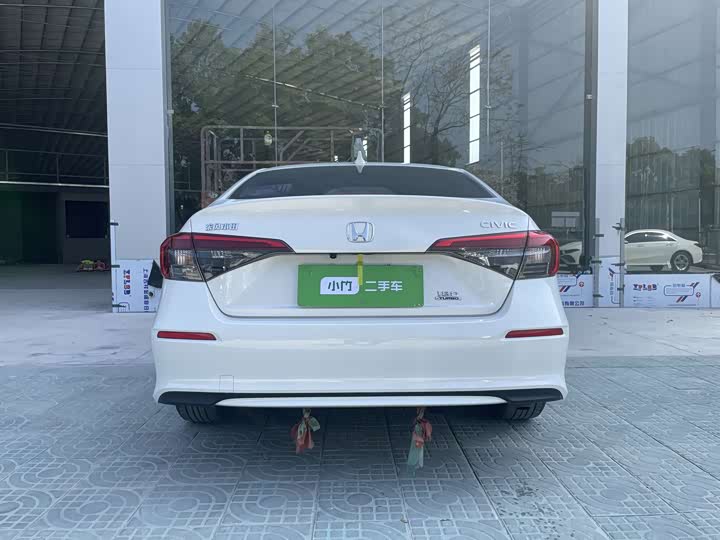 Фото 3 - Honda Civic