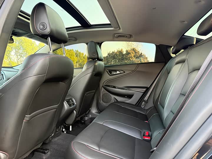 Фото 7 - Chevrolet Malibu XL