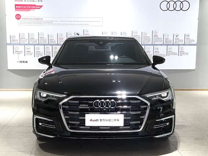 Фото 2 - Audi A6L