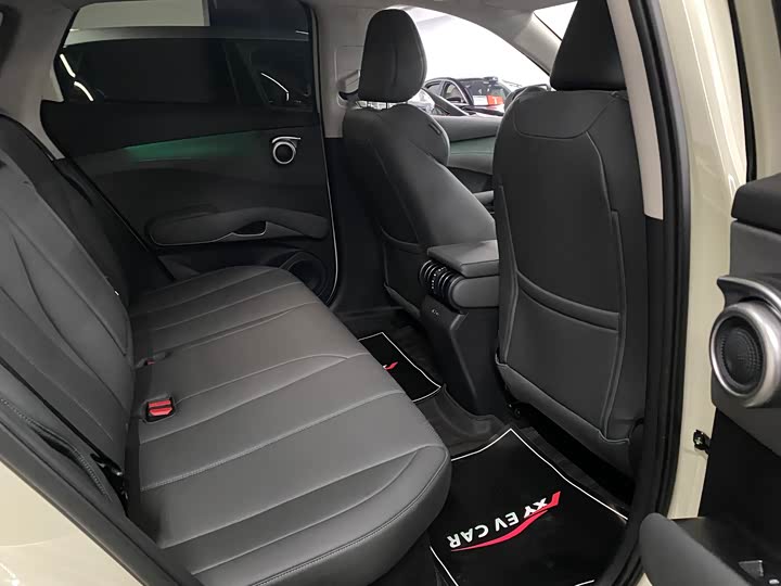 Photo 7 - BYD Yuan Plus