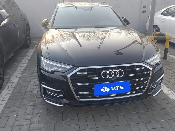 Фото 2 - Audi A6L