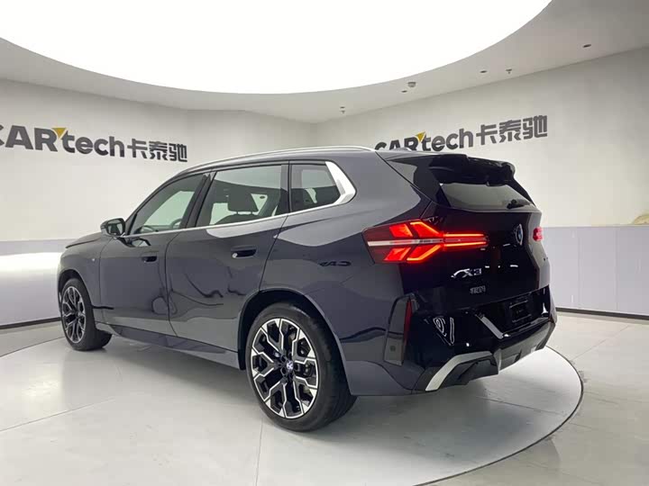 BMW X3 2025 2025款 xDrive30L 尊享型 M运动曜夜套装