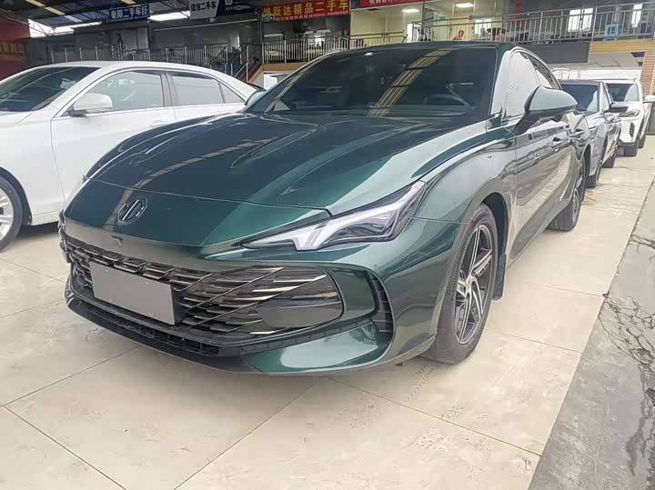 Фото 1 - MG Motor 7