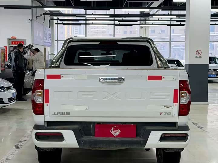 Фото 8 - Maxus T70