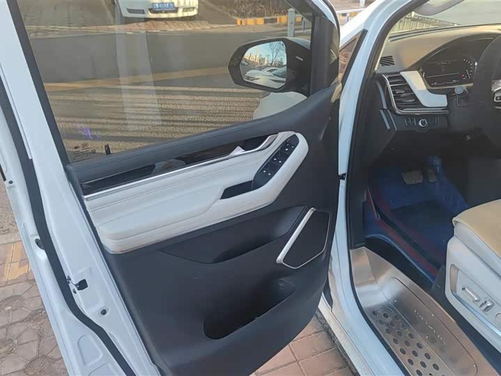 Фото 7 - Maxus G20