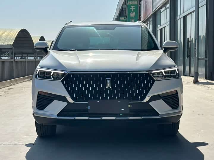 Фото 2 - Bestune T77