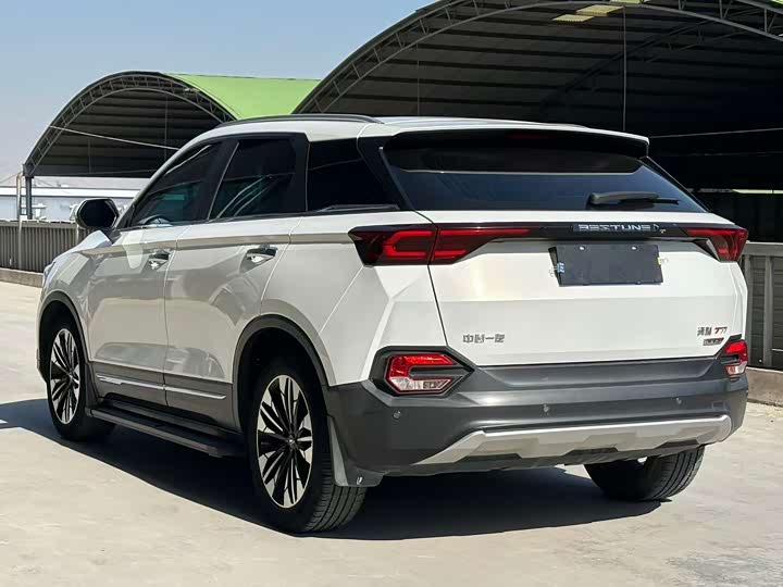 Фото 4 - Bestune T77