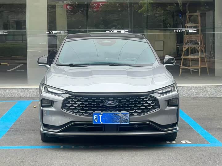 Фото 1 - Ford Mondeo