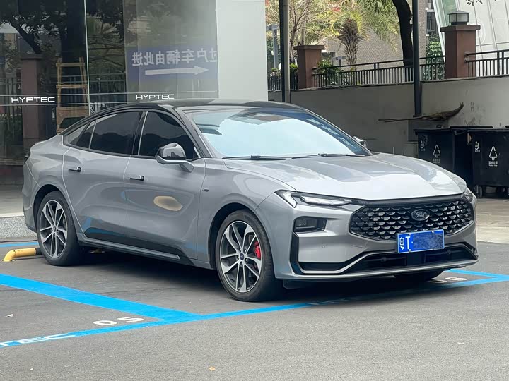 Фото 2 - Ford Mondeo