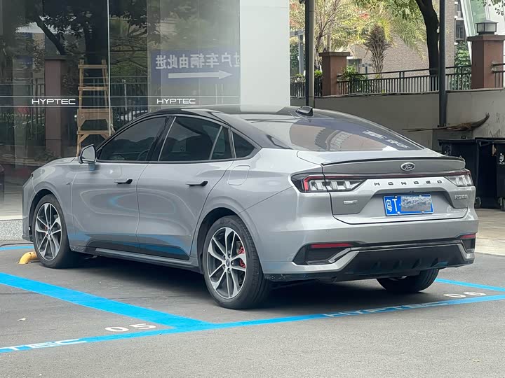 Фото 6 - Ford Mondeo