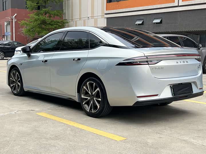 Фото 4 - GAC Aion S Plus