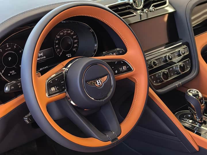 Фото 5 - Bentley Bentayga