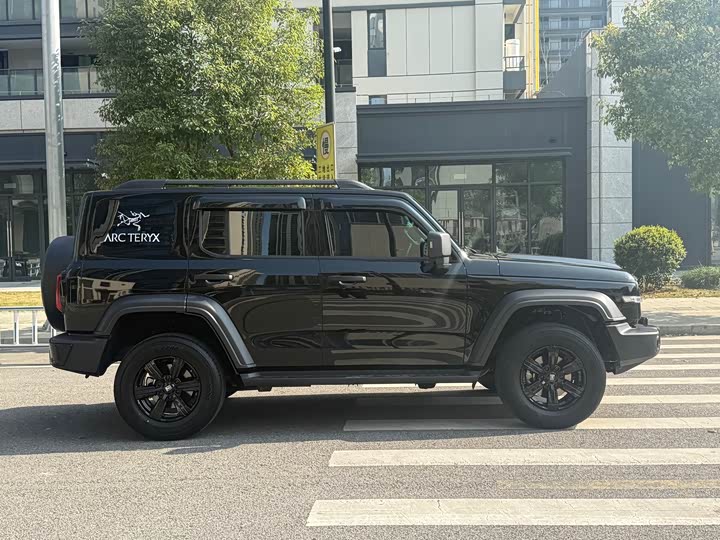 Фото 7 - Tank 300