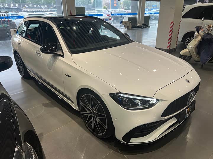 Фото 3 - Mercedes-Benz C-Class AMG