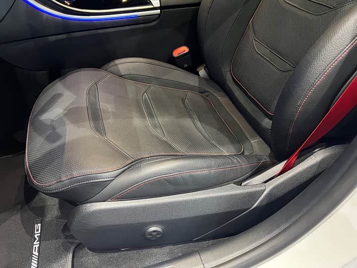 Фото 8 - Mercedes-Benz C-Class AMG