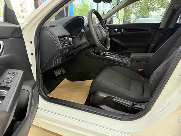 Фото 7 - Honda Civic