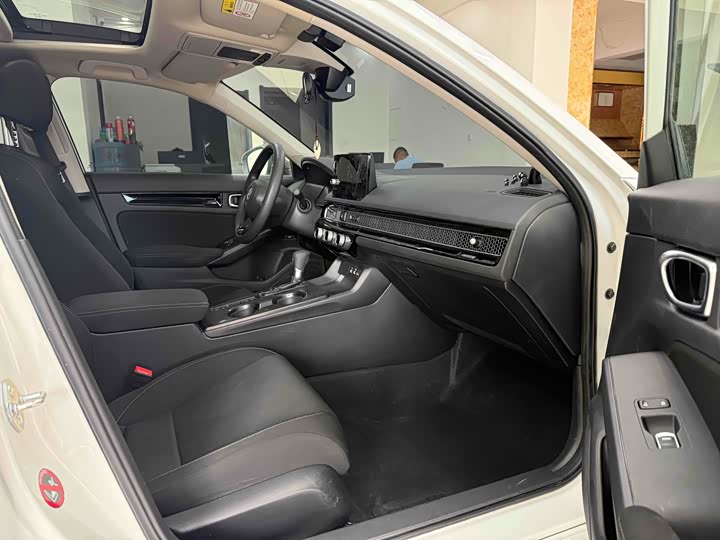 Фото 9 - Honda Civic