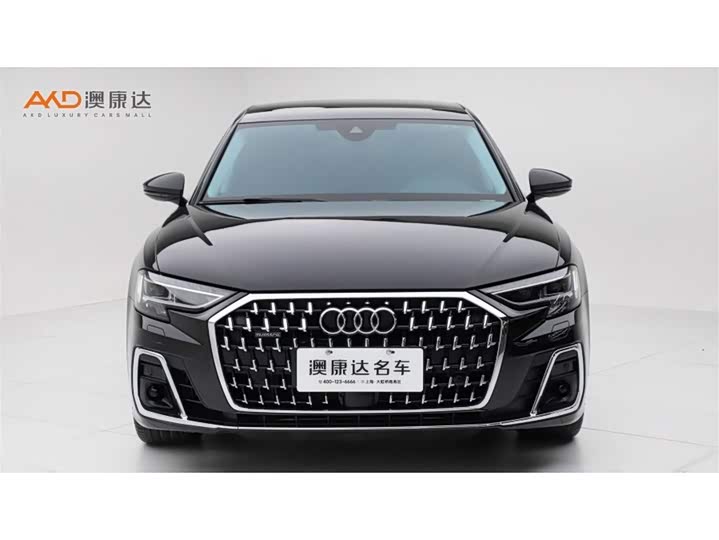 Фото 2 - Audi A8