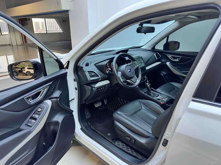 Photo 9 - Subaru Forester