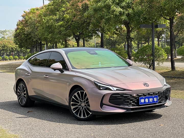 Фото 3 - MG Motor 7