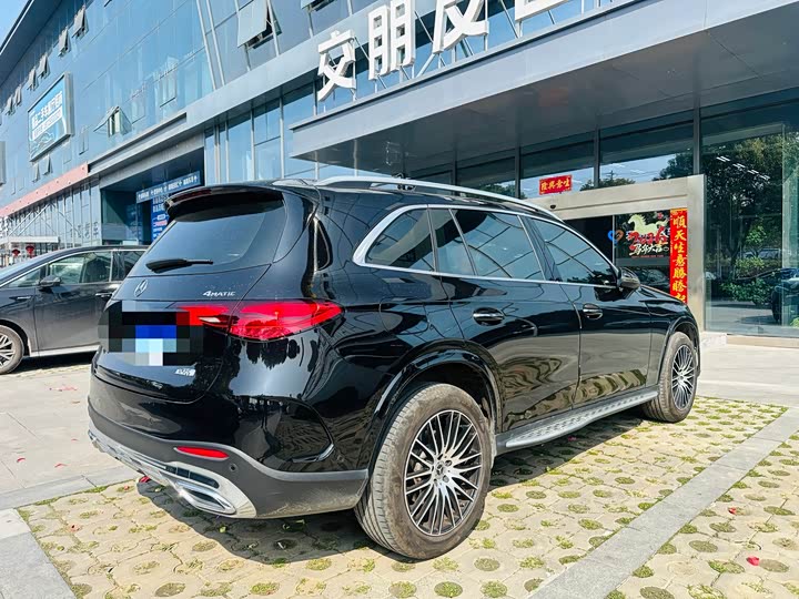 Photo 7 - Mercedes-Benz GLC-Class