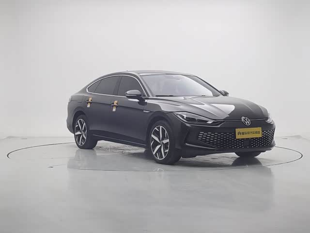 Фото 3 - Volkswagen Lamando L