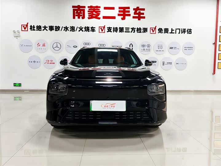 Фото 2 - XPeng G9