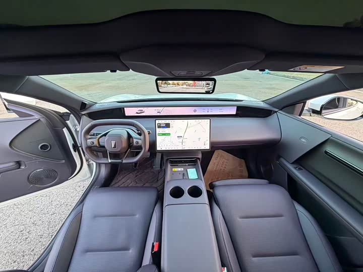 Фото 6 - Avatr 06