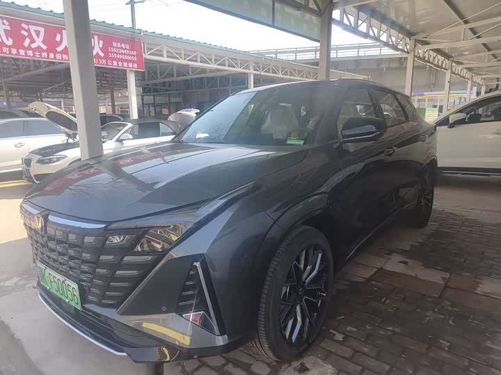 Фото 3 - Changan UNI-Z Hybrid