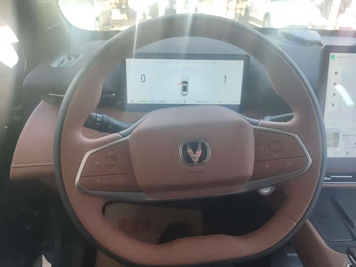 Фото 6 - Changan UNI-Z Hybrid