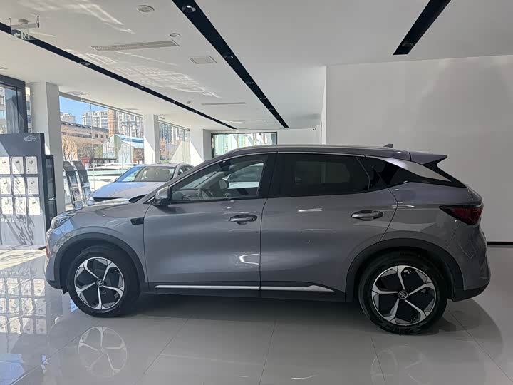 Фото 5 - BYD Yuan Plus