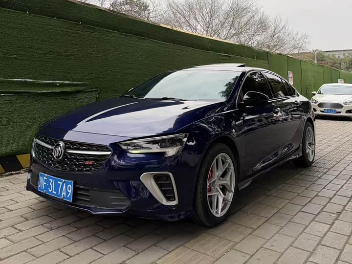 Фото 1 - Buick Regal