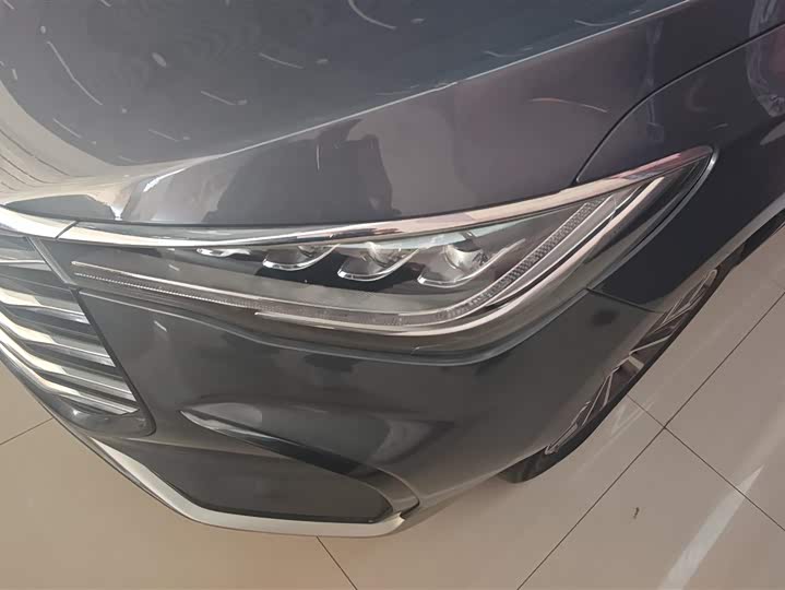 Фото 5 - BYD Song Max