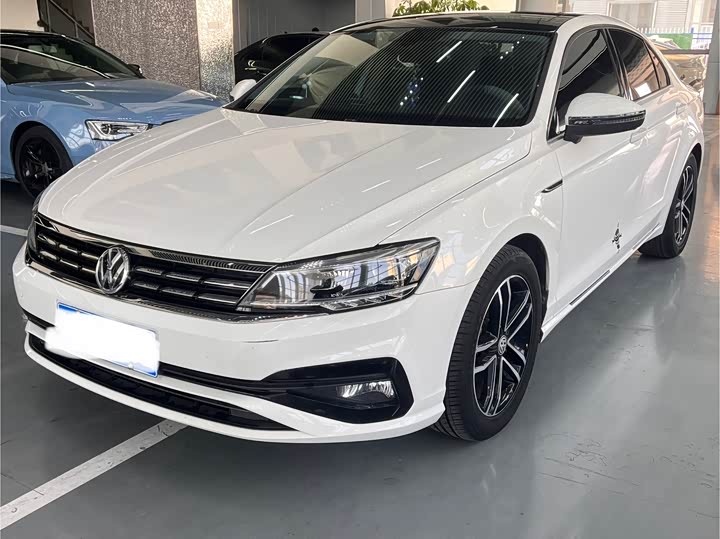 Фото 1 - Volkswagen Lamando L